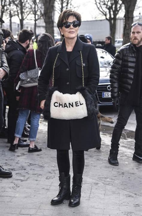 chanel hand warmer